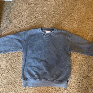 Aritzia TNA crewneck